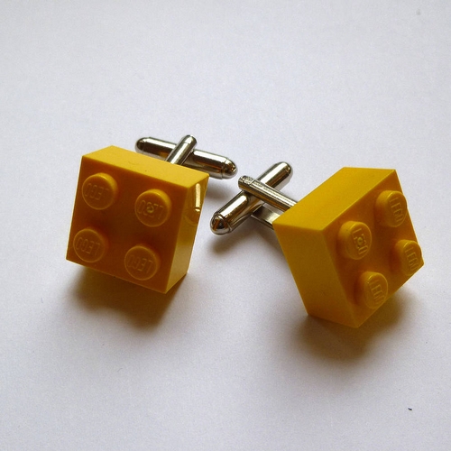 lego-cufflinks-mugskie-zaponki-foto