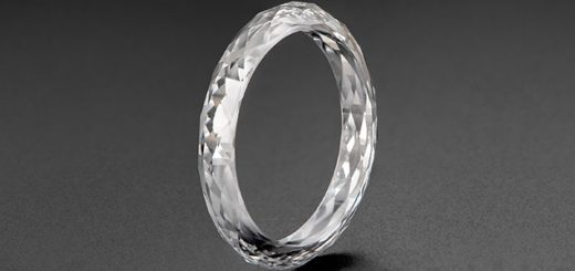 Рисунок 1. Кольцо весом 4,04 карата, изготовленное из монокристалла CVD-алмаза. Фото Towfiq Ahmed.